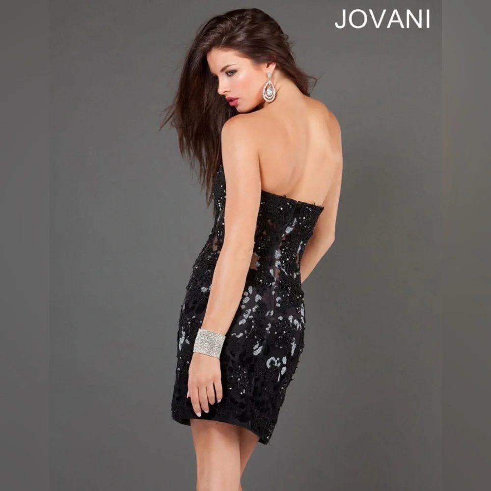 ✨ JOVANI Beaded Black Lace Corset Dress – Perfect for Prom! ✨ - Picture 8 of 11